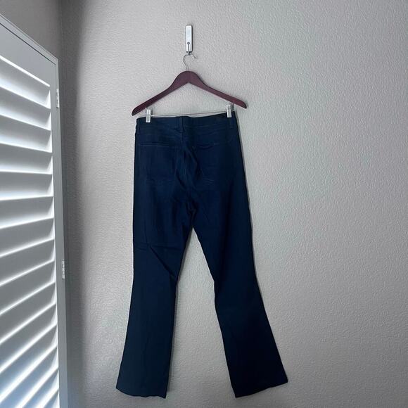 Paige Women’s Hourglass Dark Wash Denim Flare Jeans Stretch Curvy 34 Plus - Picture 2 of 8